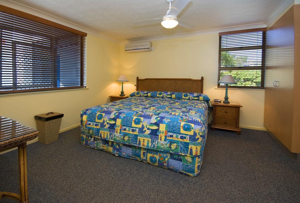 Headland Tropicana Alexandra Headland
