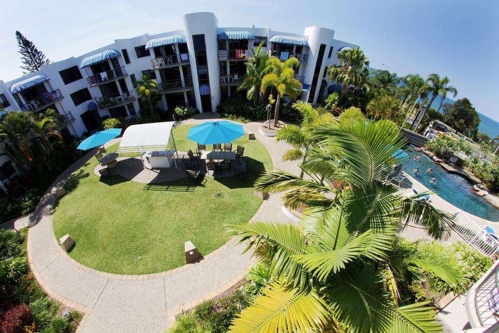 Headland Tropicana
