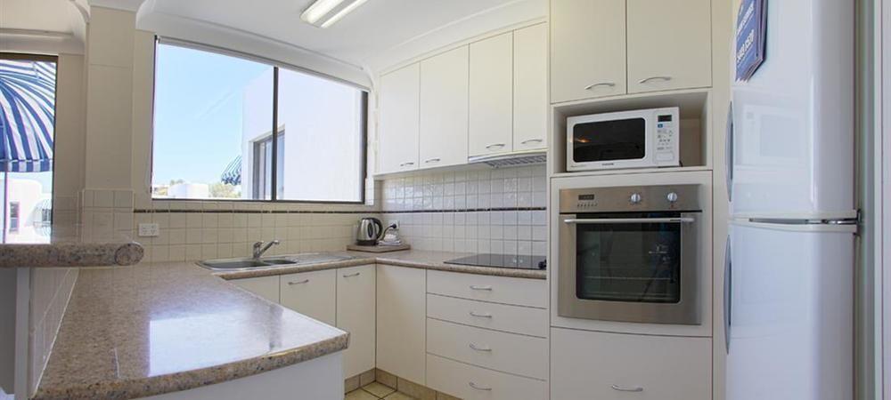 Headland Tropicana 3* Alexandra Headland